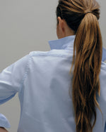 Load image into Gallery viewer, Sidney Shirt in Sky Pinpoint
