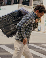 Load image into Gallery viewer, Slim Straight Jean in Natural Rinse Denim
