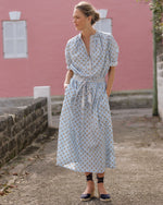 Load image into Gallery viewer, Mathilde Skirt in French Blue/Tangerine Mixed Floral Printed Poplin
