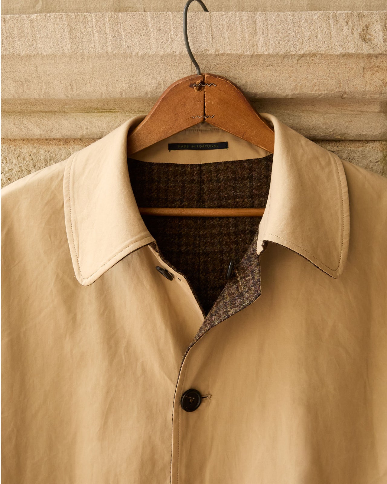 Reversible Traveler's Trench in Peat/Espresso/Khaki Houndstooth Tweed