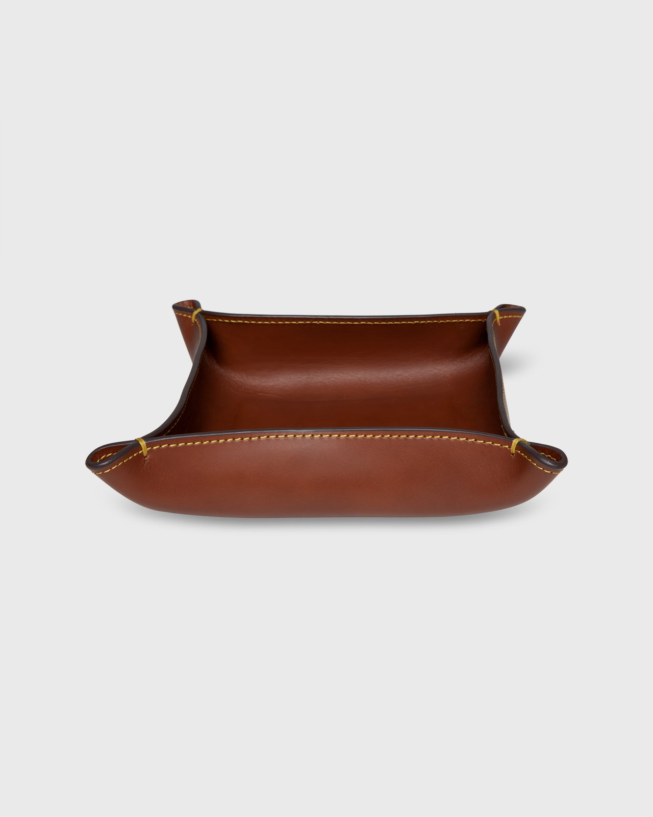 Medium Tray in Golden Leather