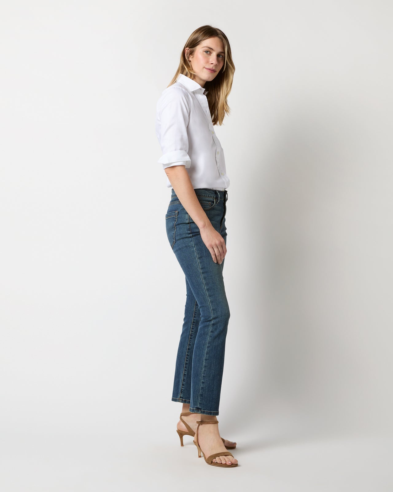 Icon Spread Shirt in White Roxford