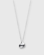 Load image into Gallery viewer, Organic Pendant Necklace in Silver
