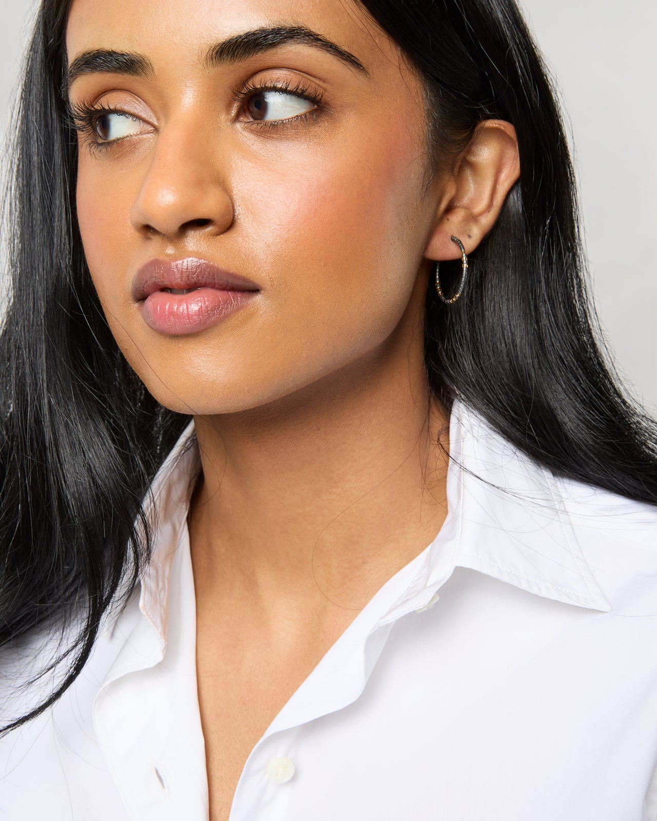 Zoe Hoop Earrings in Gunmetal