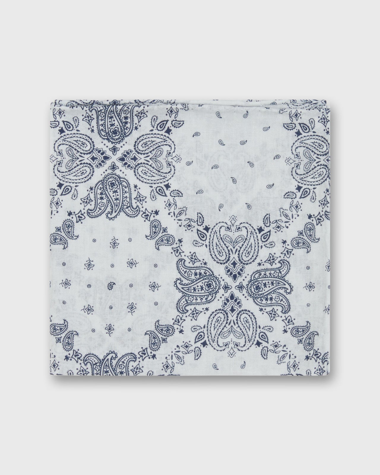 Hand-Rolled Cotton Print Pocket Square in White/Navy Paisley