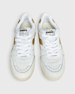 Load image into Gallery viewer, Women's B.560 Metal Sneaker in White
