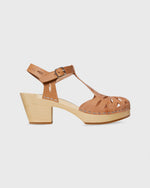 Load image into Gallery viewer, Lacy Clog Sandal in Nature
