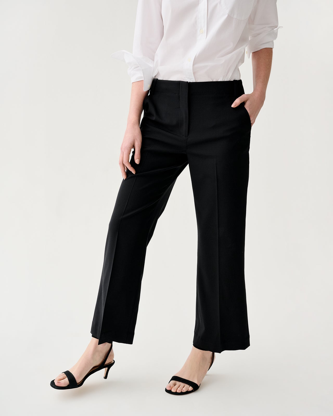 Frankie Cropped Pant in Black Bi-Stretch Tropical Wool