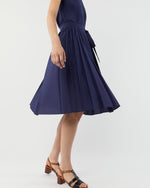 Load image into Gallery viewer, Joelle Dress in Navy Lightweight Poplin
