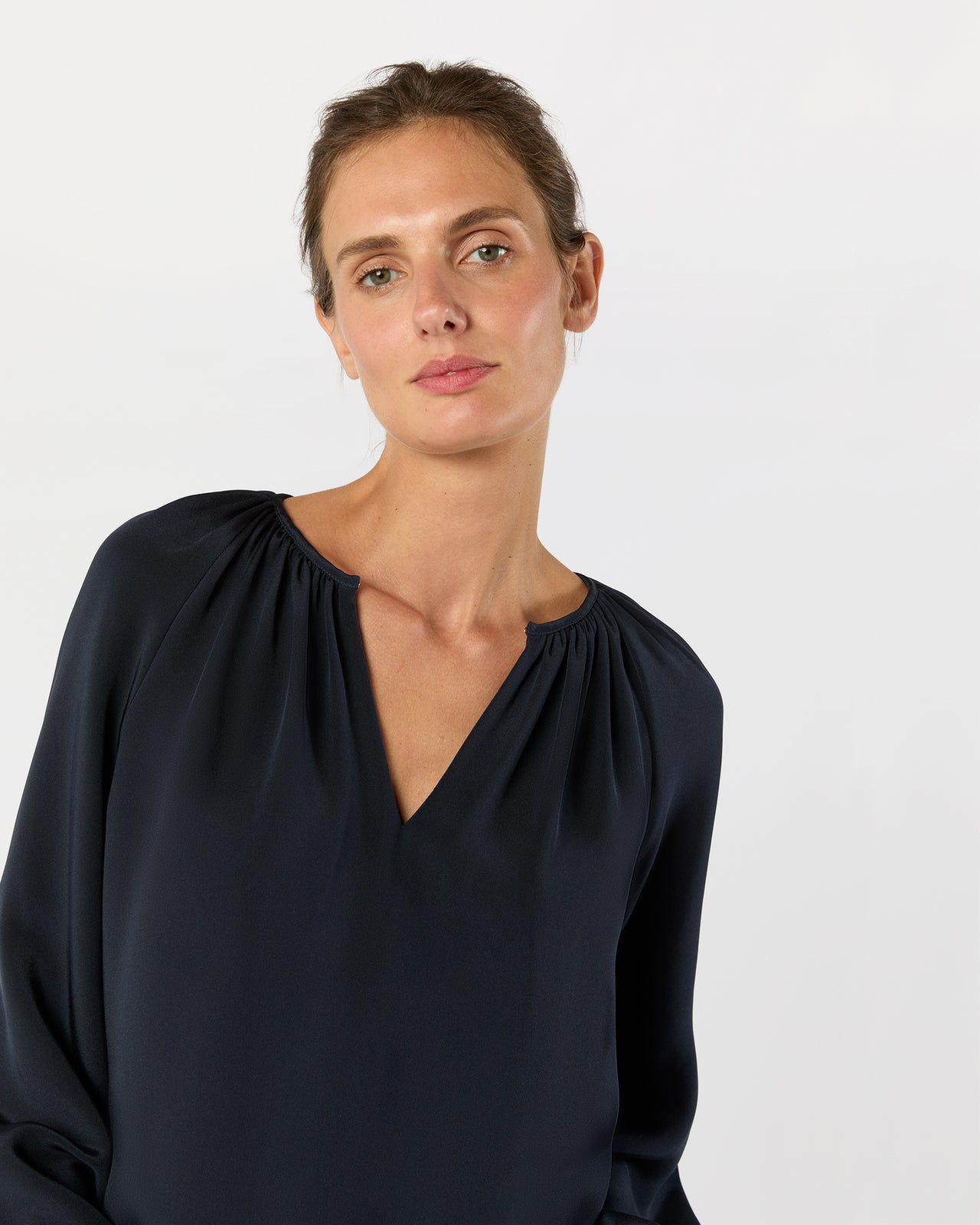 Ariana Blouse in Navy Silk Crepe de Chine