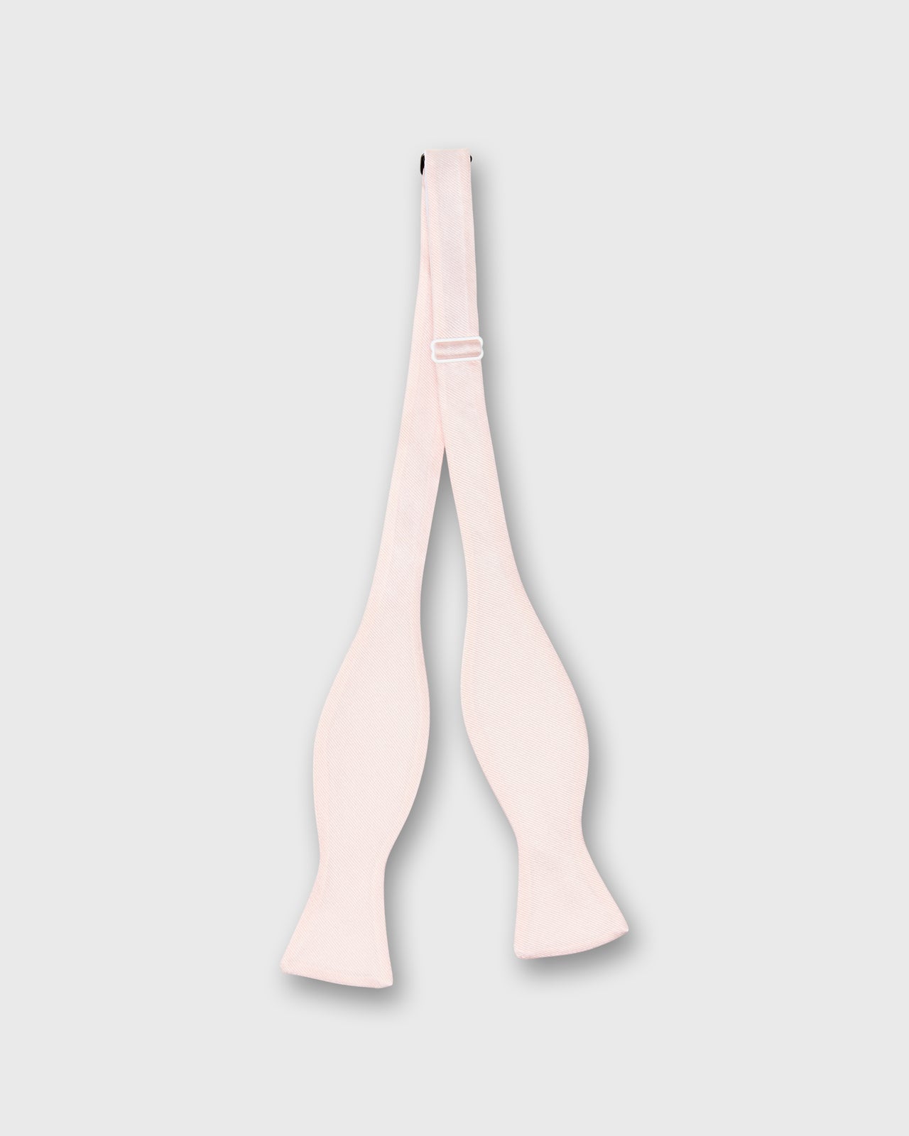 Silk Bow Tie in Pale Pink