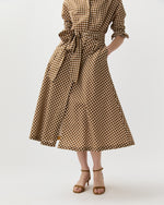Load image into Gallery viewer, Charlie Shirtwaist Dress in Tobacco/Ivory Gingham Crinkle Cotton
