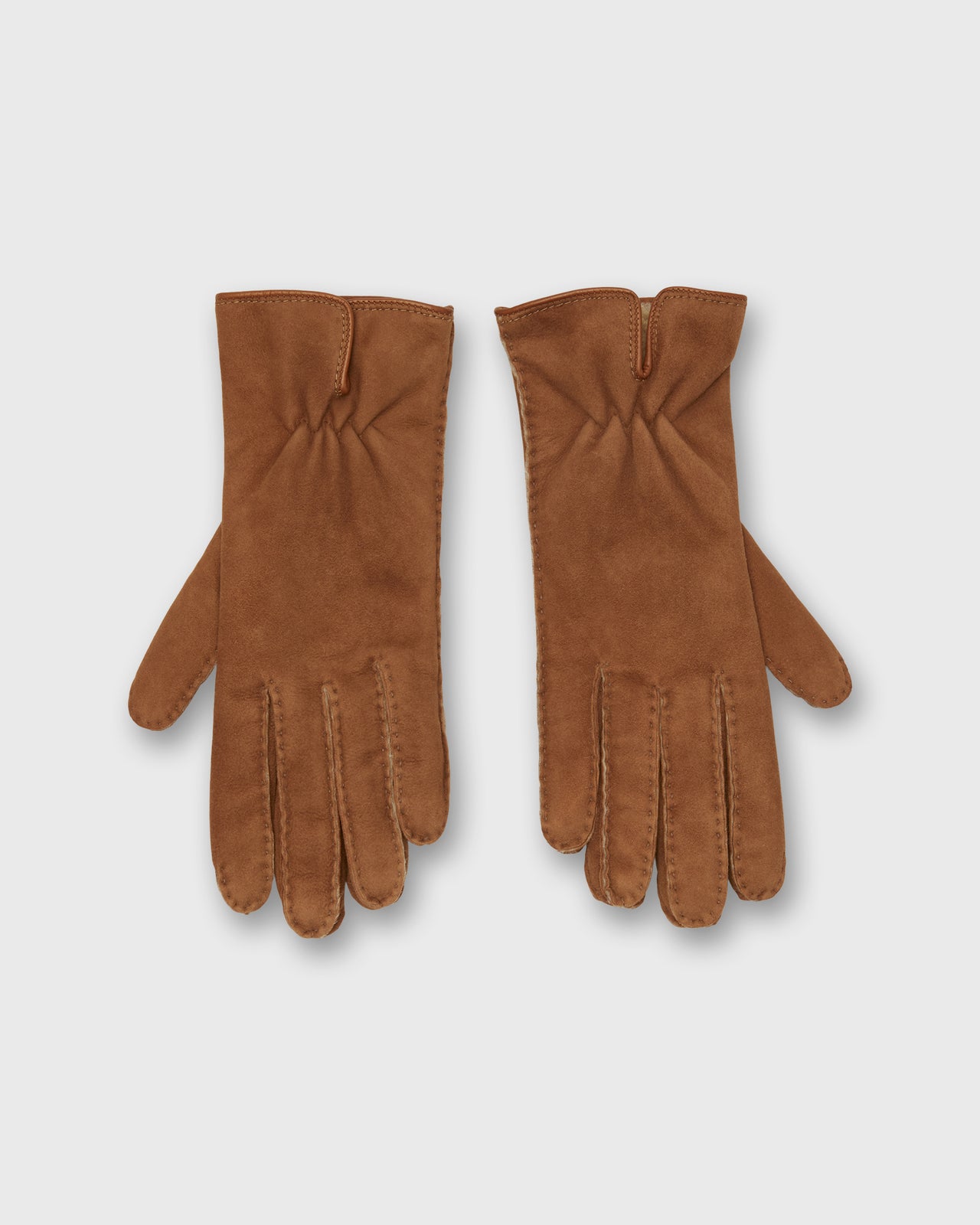Sherpa-Lined Gloves in Caramel Suede