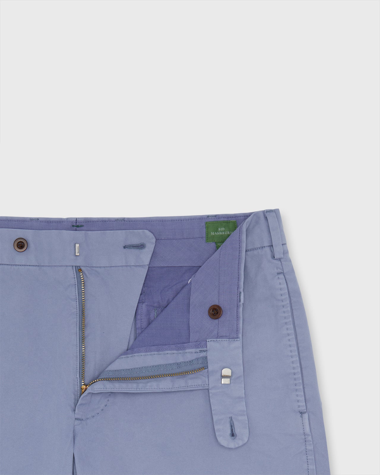 Garment-Dyed Short in Pigeon AP Twill