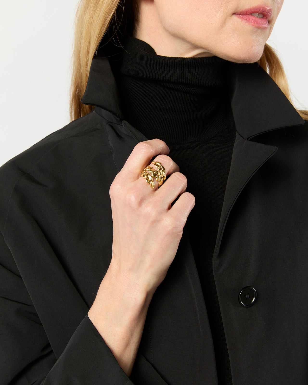 Difenda Ring in Gold