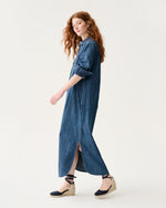 Load image into Gallery viewer, Priya Dress in 5-Year Indigo Lightweight Denim
