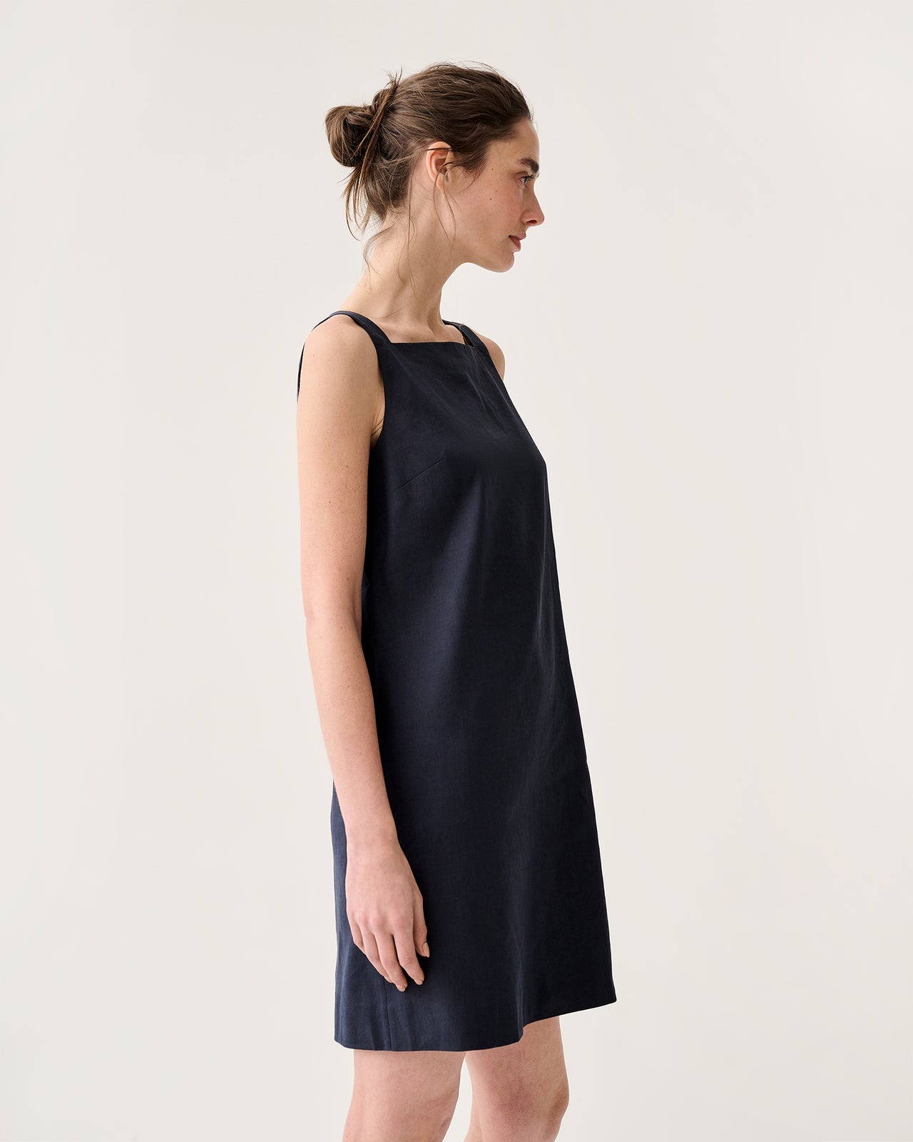 Madelyn Dress in Navy Stretch Cotolino
