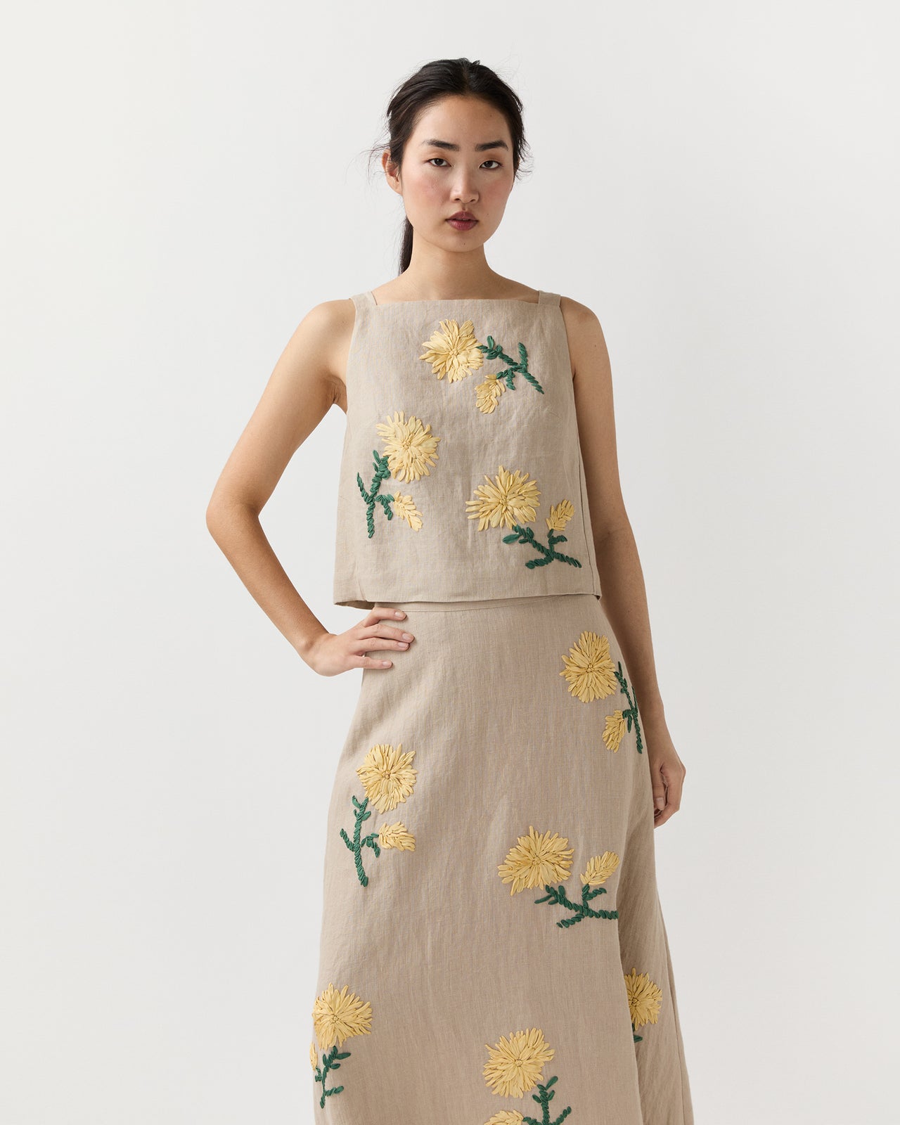 Square Gia Shell in Yellow/Flax Ribbon Embroidered Linen