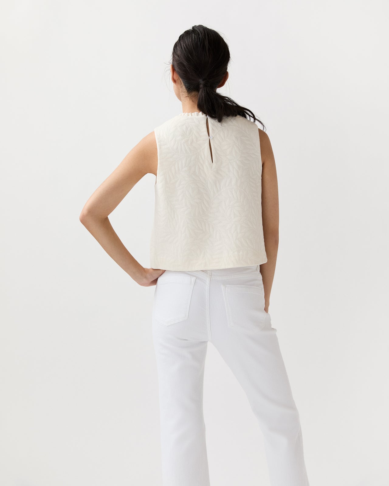 Gia Frill Shell Top in Natural Leaves Knit Jacquard