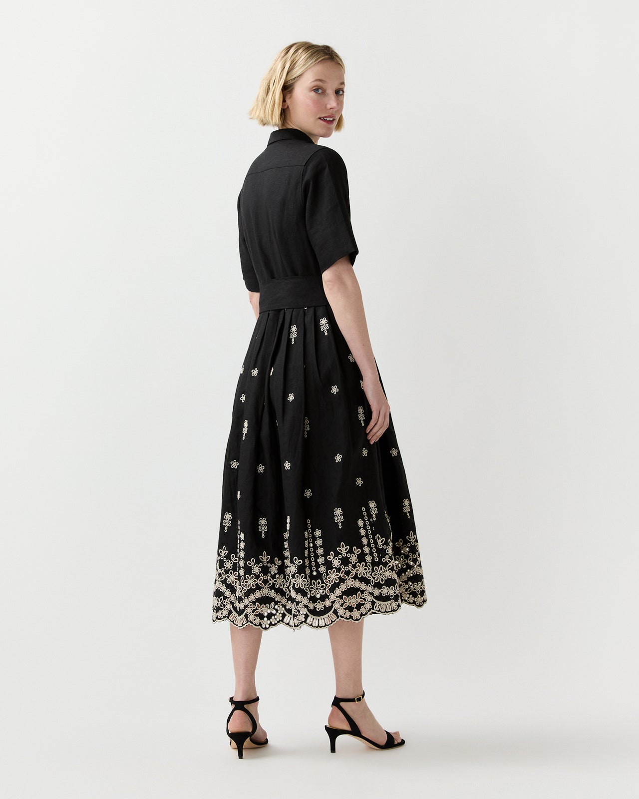 Short-Sleeved Classic Shirtwaist Dress in Black/Ivory Embroidered Eyelet Chambray