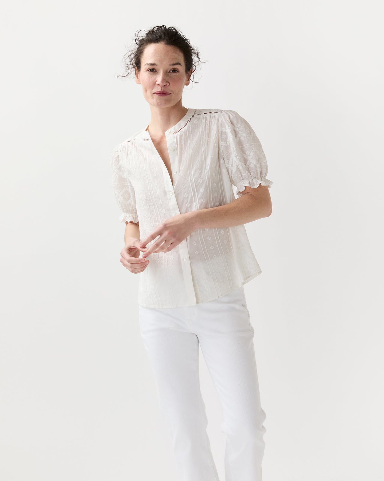 Leonie Blouse in White Embroidered Eyelet