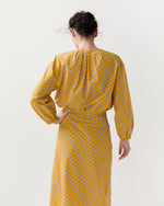 Load image into Gallery viewer, Alma Blouse in Yellow Provençal Rustic Poplin

