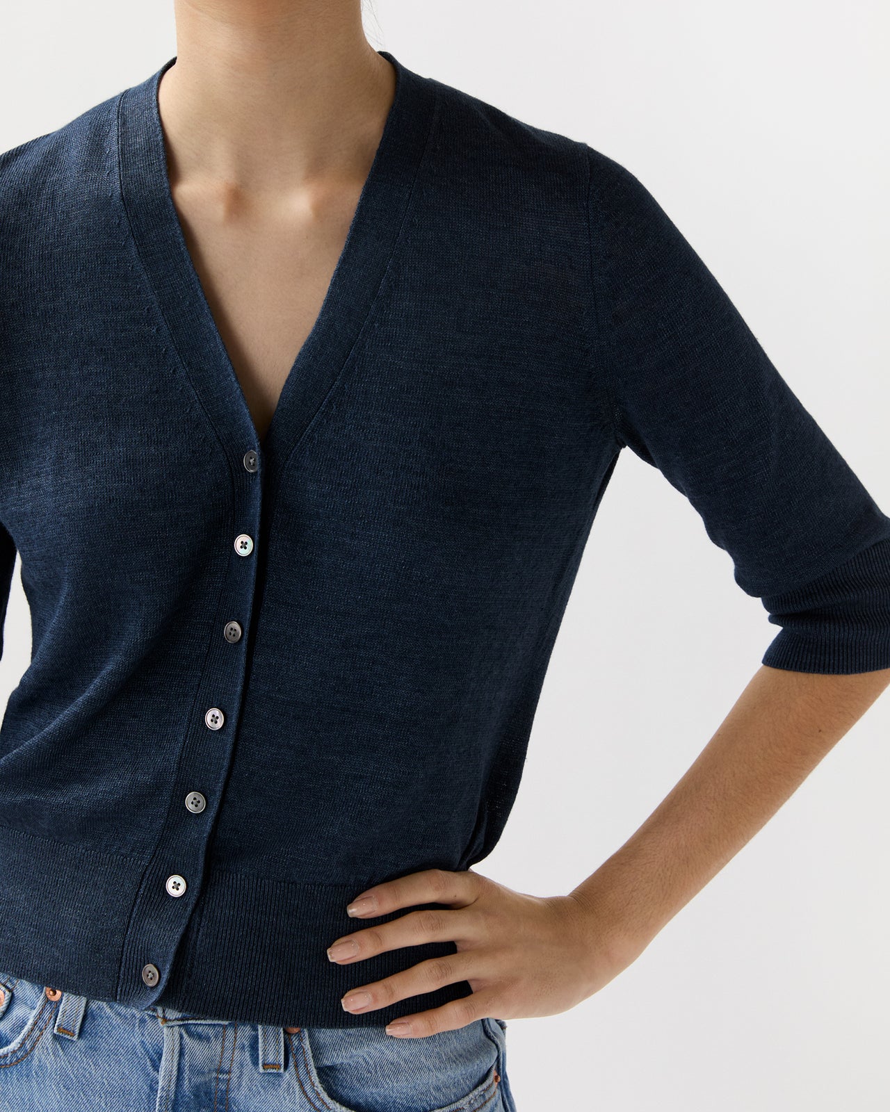 Short-Sleeved Rosie V-Neck Cardigan in Deep Indigo Linen