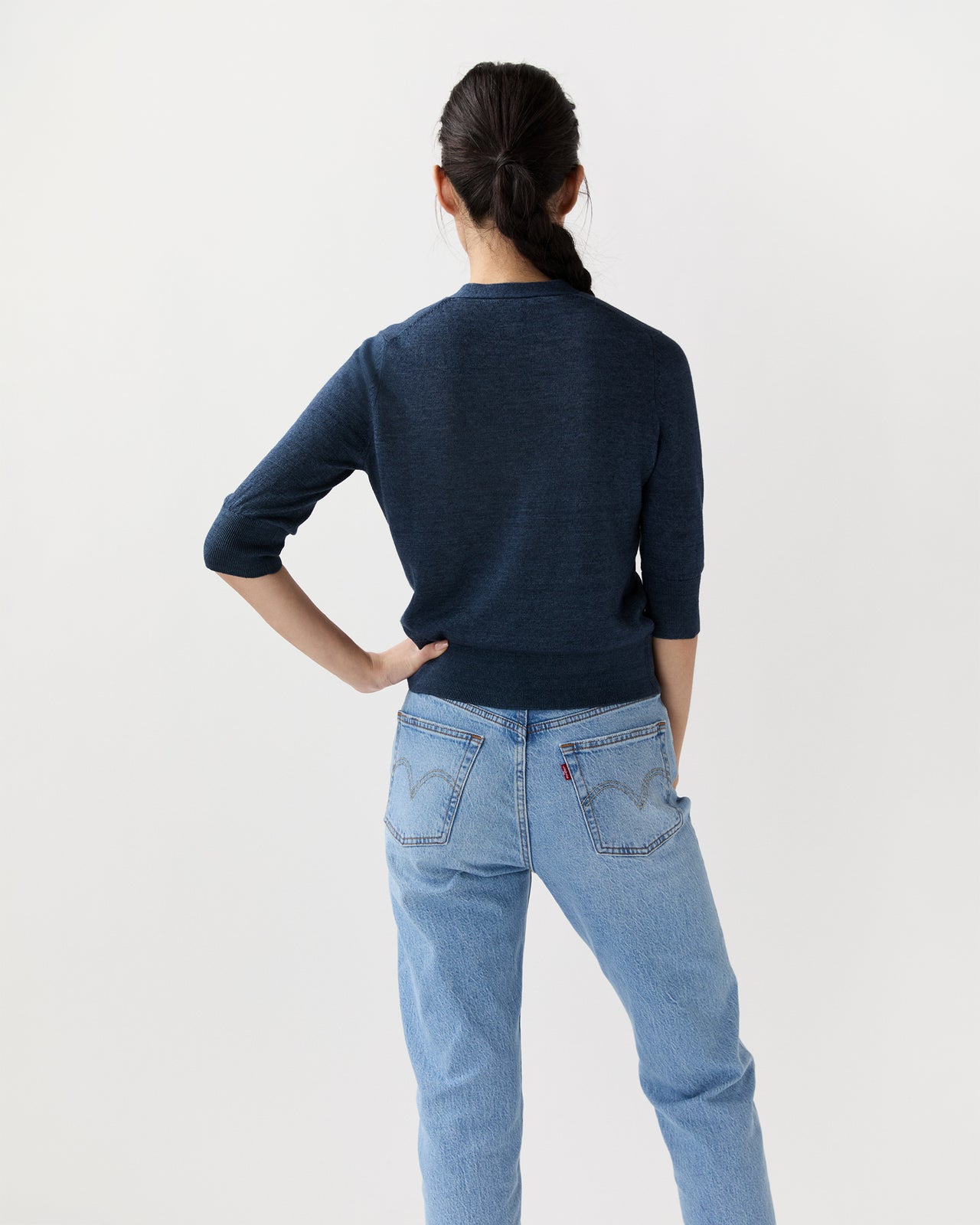 Short-Sleeved Rosie V-Neck Cardigan in Deep Indigo Linen