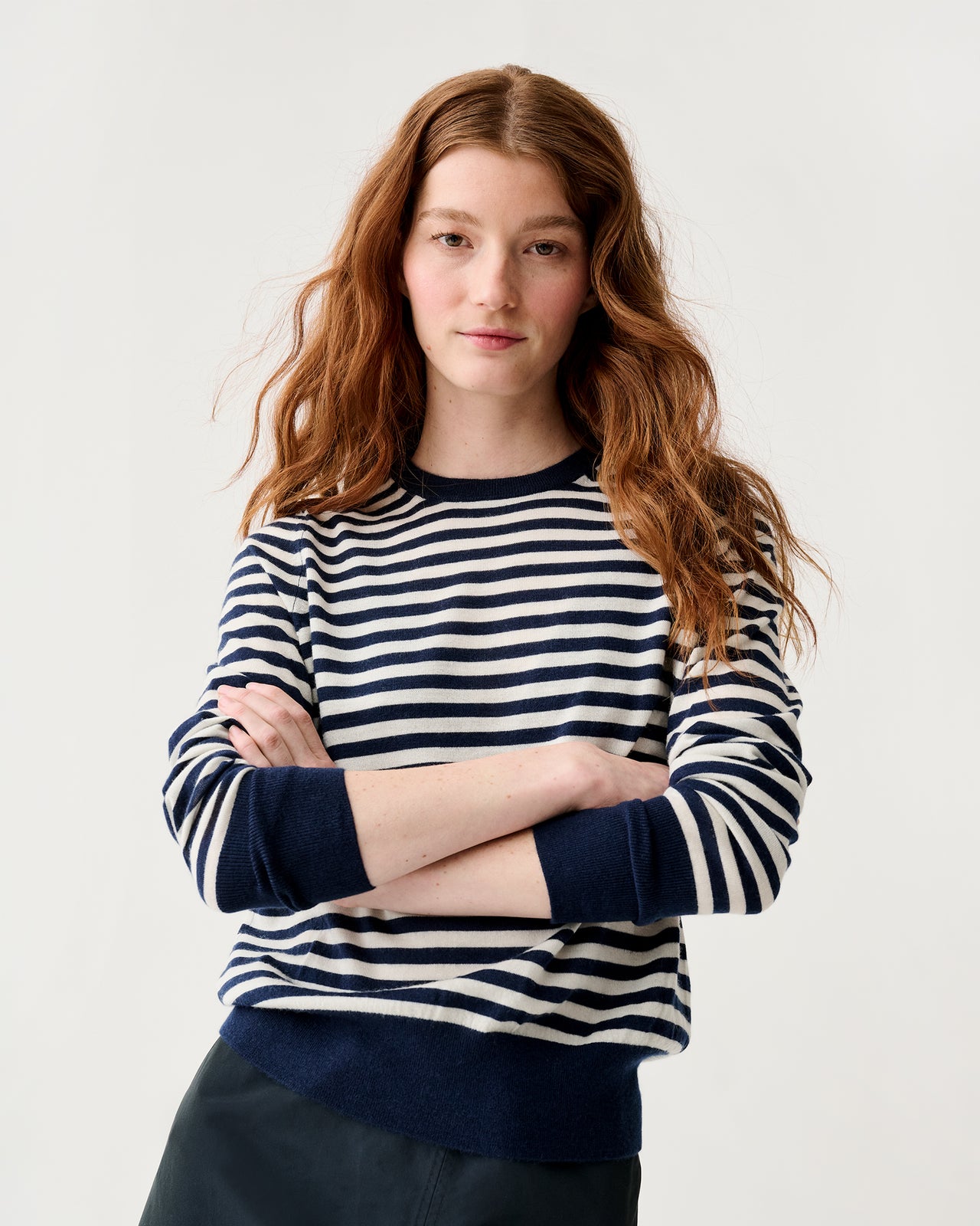 Kit Crewneck Sweater in Navy/Ivory Stripe Fine Gauge Cashmere