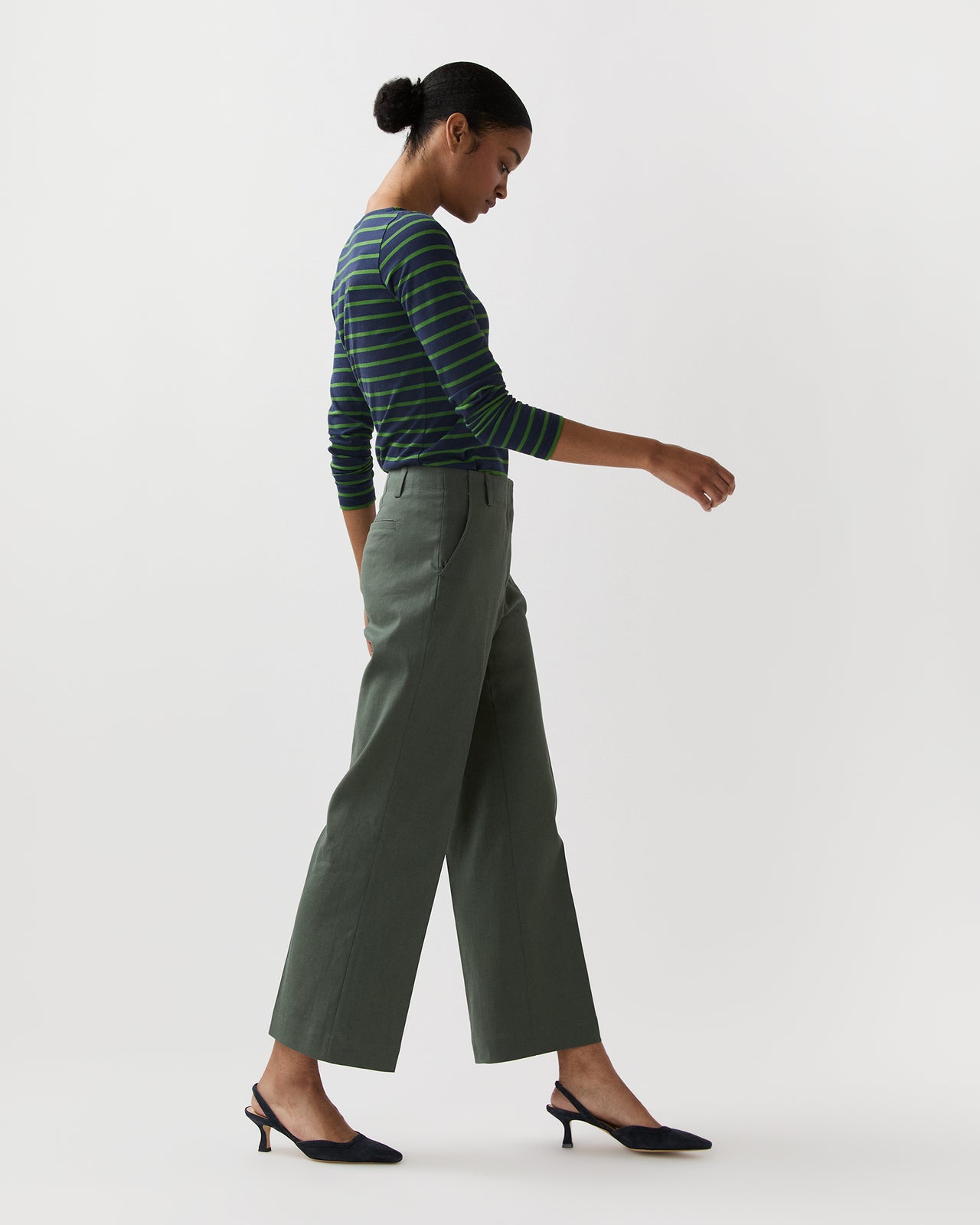 Frankie Cropped Pant in Olive Stretch Cotolino