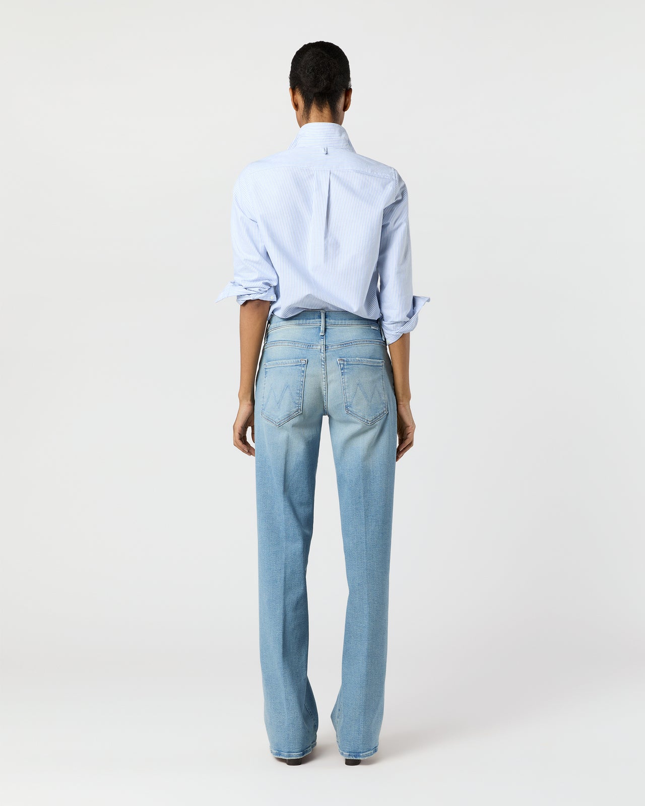 The Mid Rise Maven Sneak Jean in Blowing In The Wind