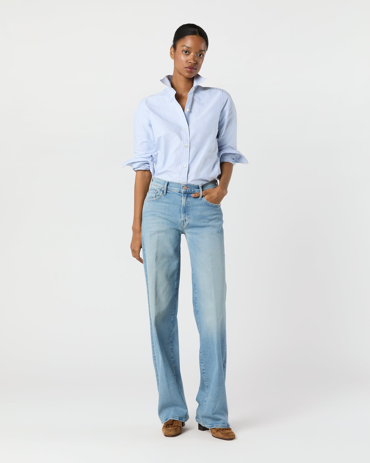 The Mid Rise Maven Sneak Jean in Blowing In The Wind