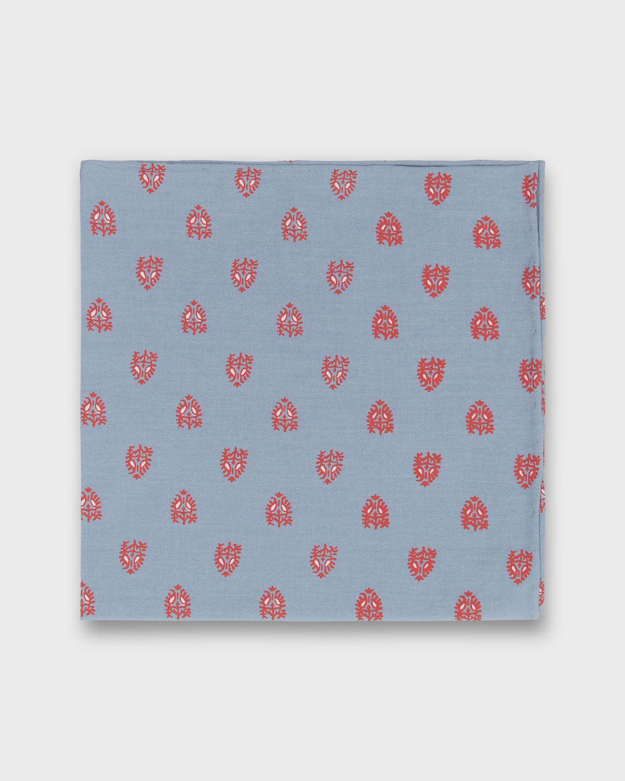 Hand-Rolled Cotton Print Pocket Square in Sky/Coral Printed Poplin
