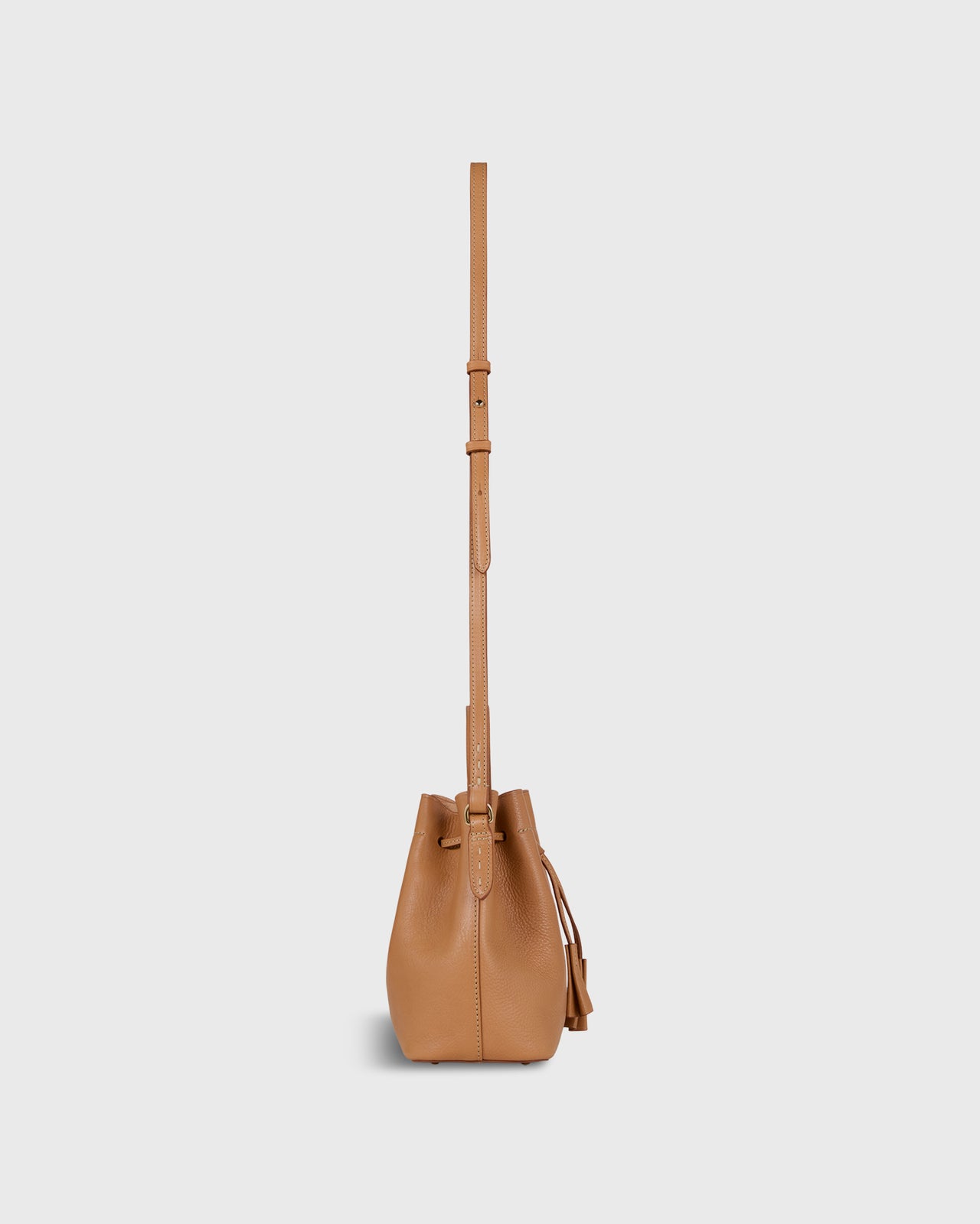 Lulu Bucket Bag in Natural Leather