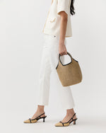 Load image into Gallery viewer, Paola Bucket Bag in Tan/Black Basketweave
