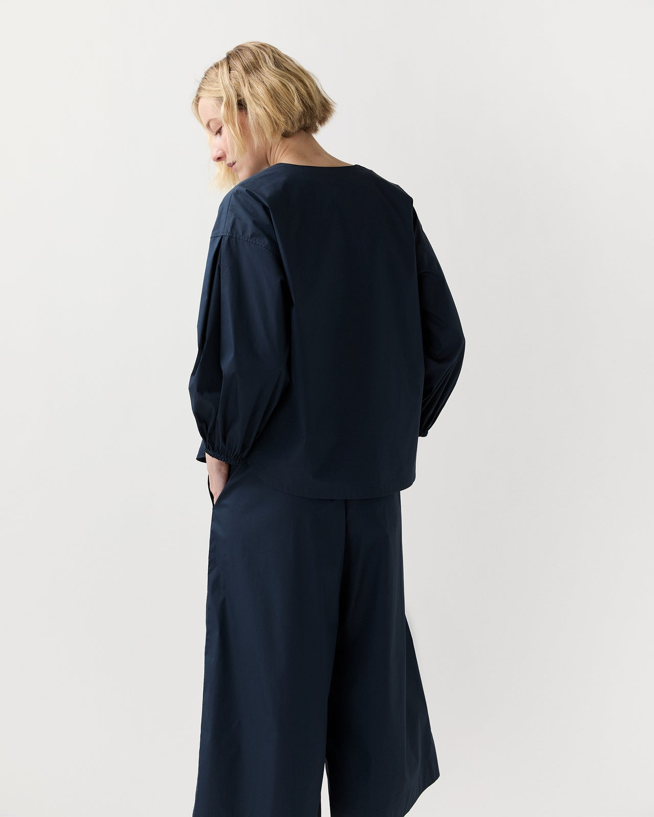 Meghan Top in Navy Cotton/Nylon Poplin