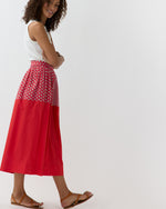 Load image into Gallery viewer, Nan Skirt in Red/Multi Mixed Printed Poplin
