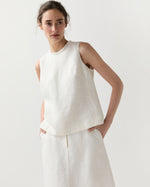 Load image into Gallery viewer, Mimi Top in White Linen Hopsack
