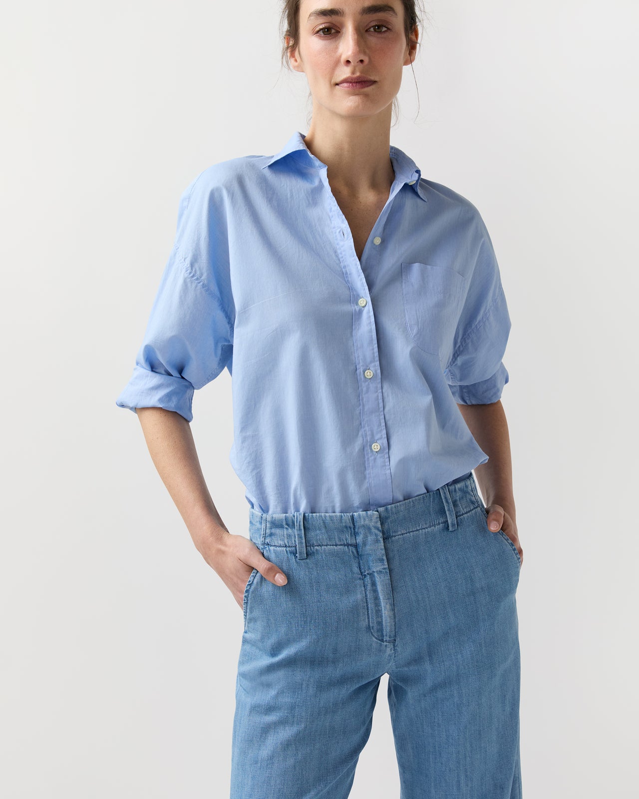 Frankie Cropped Pant in 7-Year Indigo Lightweight Denim