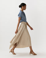 Load image into Gallery viewer, Ade Skirt in Powder
