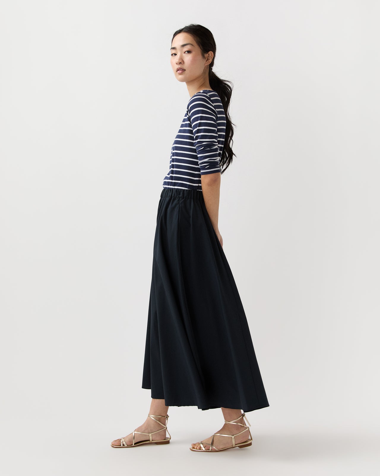 Midi Skirt in Navy