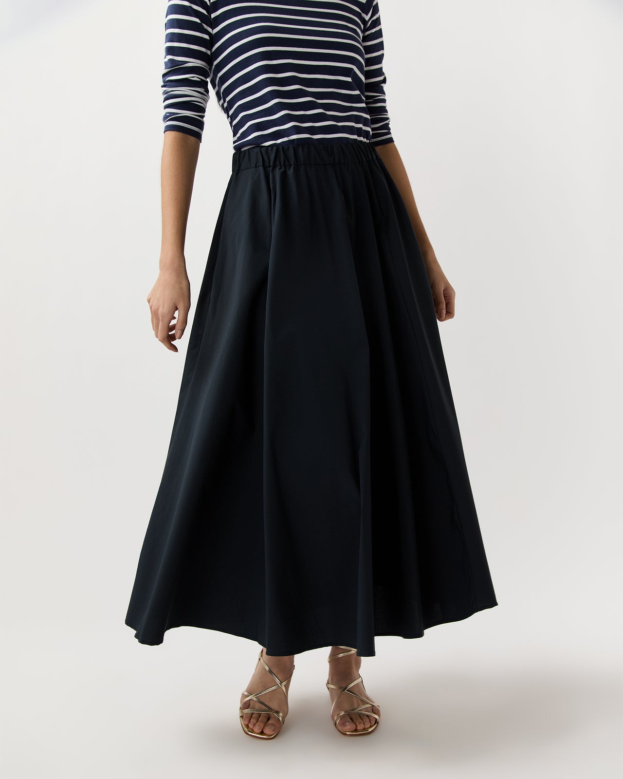 Midi Skirt in Navy