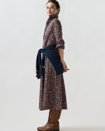 Load image into Gallery viewer, Avery Shirtwaist Dress in Navy/Red Petal &amp; Daisy Liberty Fabric
