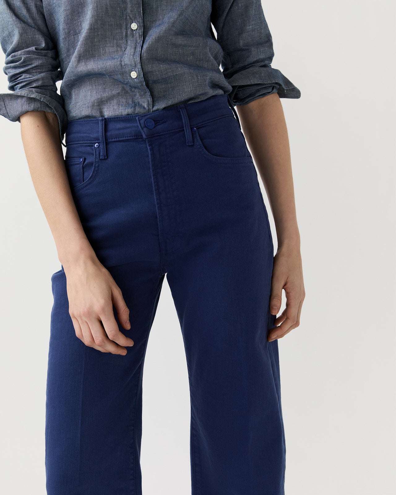 The Lasso Sneak Jean in Estate Blue