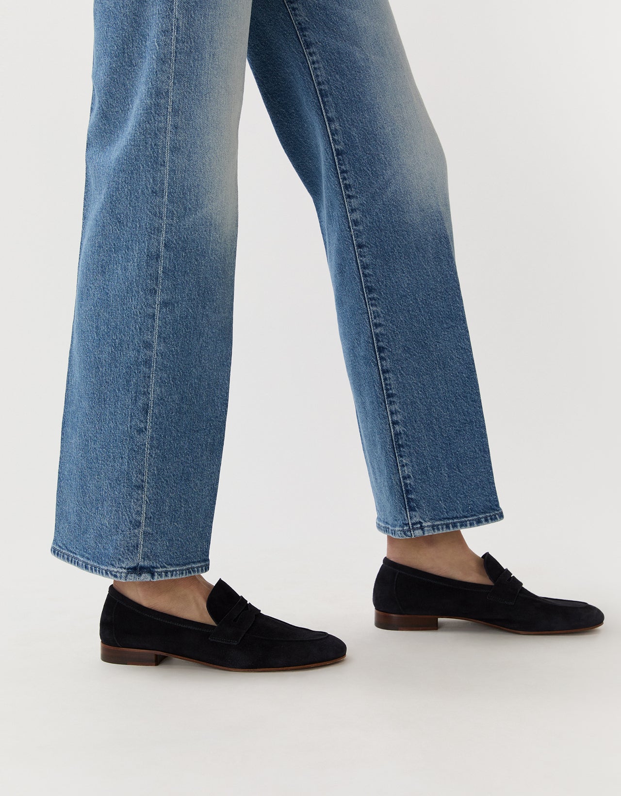 Mia Loafer in Navy Suede