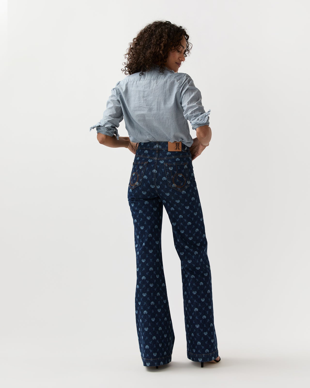 The Flare Jean in Talismania Check