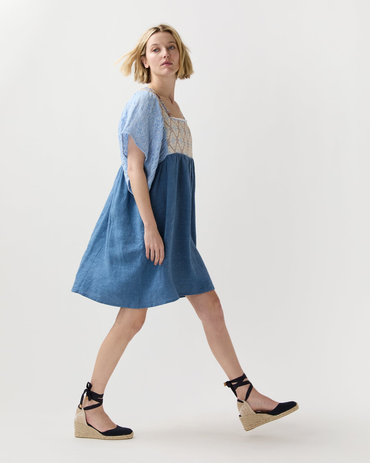 Laura Short Dress in Blue