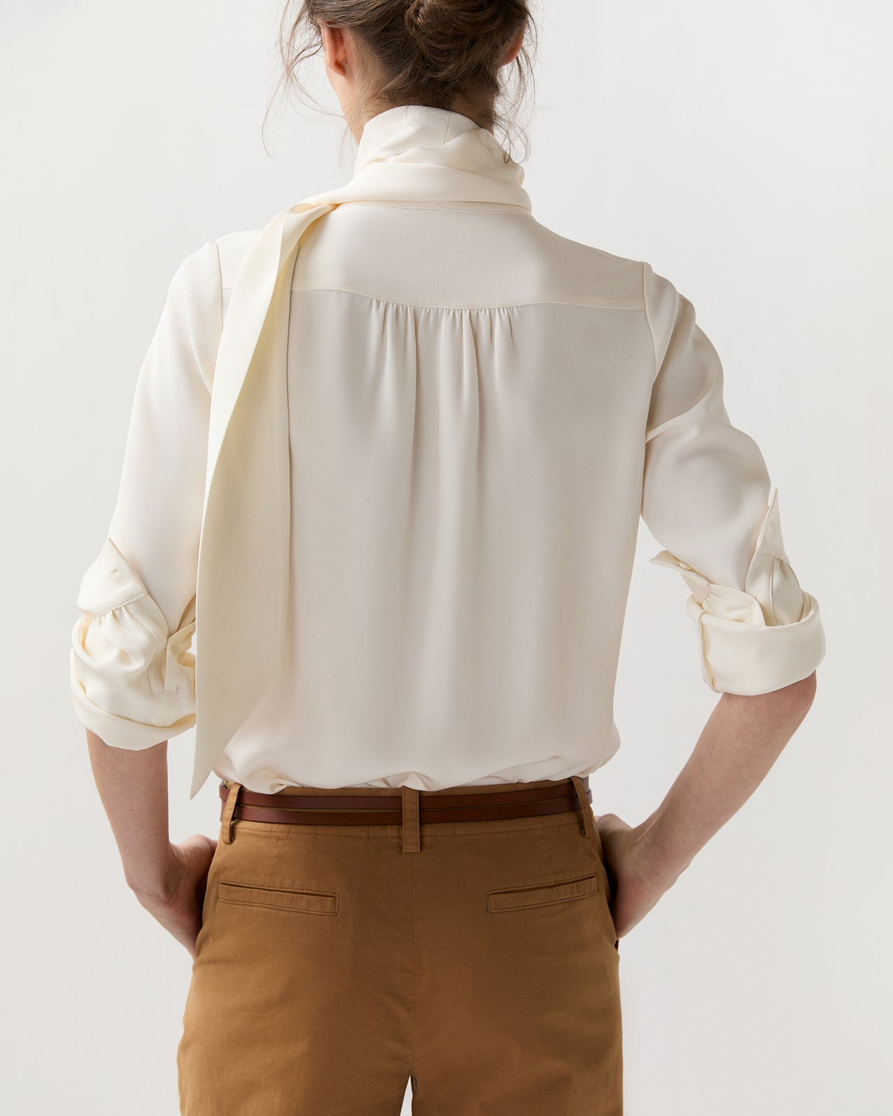 Wraparound Belt in Cognac Leather