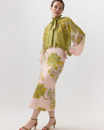 Load image into Gallery viewer, Pencil Skirt in Swathe Placée
