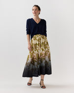 Load image into Gallery viewer, Gala Skirt in Oasis Ombré Placée Black
